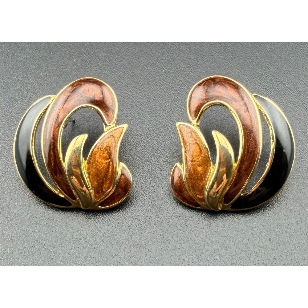 Trifari Vintage Stud Earrings Brown Black Gold Enamel Abstract Swirl Leaf